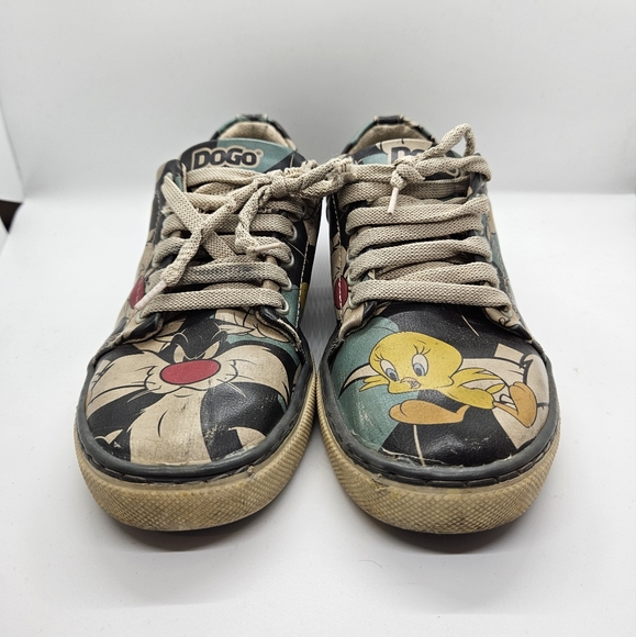 DOGO Women Vegan Leather Sneakers Tweety. Size 36. Warner Brothers. - Picture 2 of 9